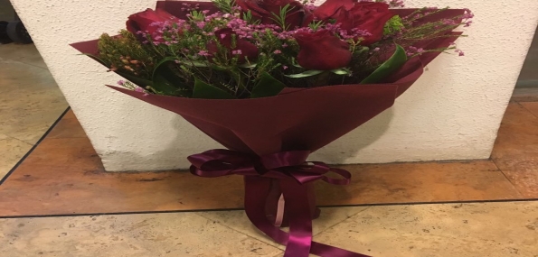 Flower Arrangement - Medium (Gift Wrapped & Delivered) - New May 2017