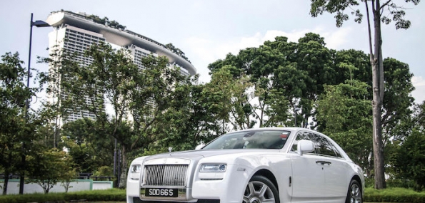 Rolls Royce Ghost Limousine Service - 60mins - New Experience Nov 2017