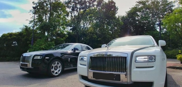 Rolls Royce Ghost Limousine Service - 1 Way Transfer